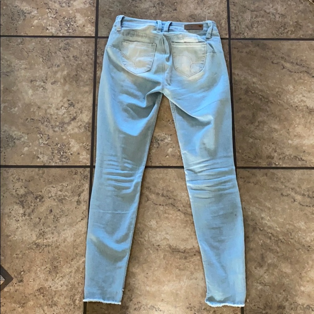 Light YMI jeans - Picture 3 of 3